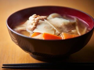 写真:朝食に名物あり!栃木名物かんぴょう入り、具だくさん豚汁
