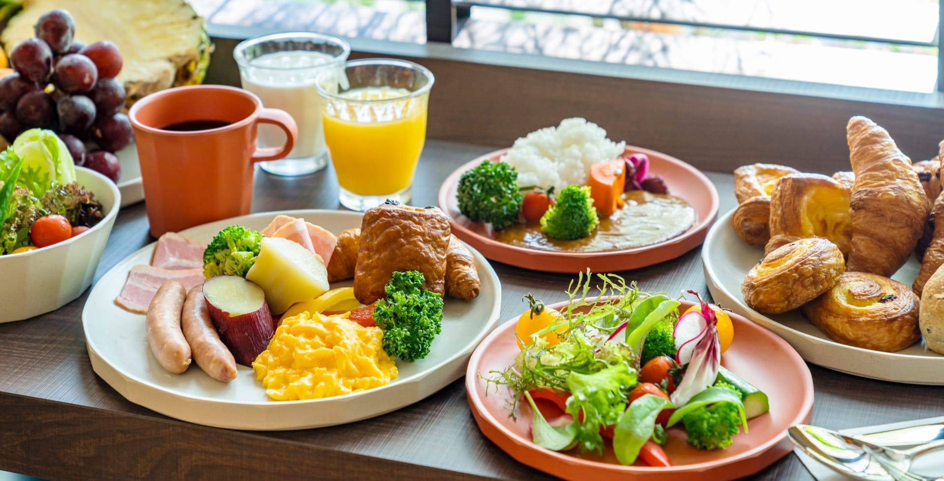 朝食
