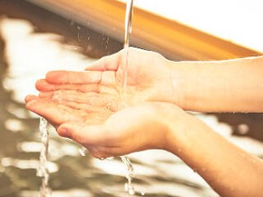 写真:お肌に優しいナノ水を全館で採用