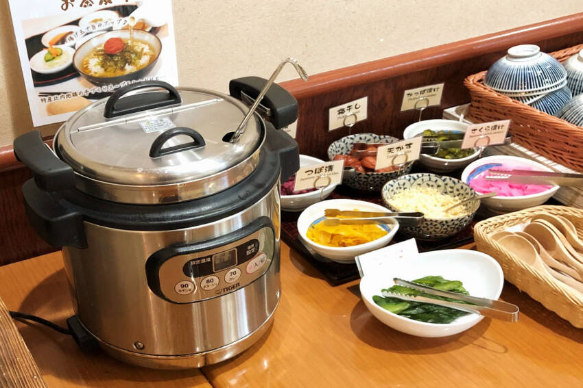 朝食