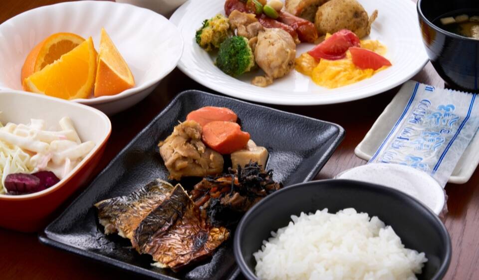 朝食