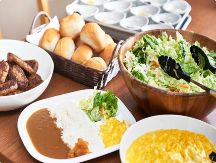 朝食